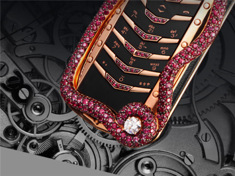 Vertu SIGNATURE Cobra Limited Edition Launched, it Only Costs $360K