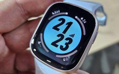 Honor Watch 5 smartwatch: bright display, GPS and more.