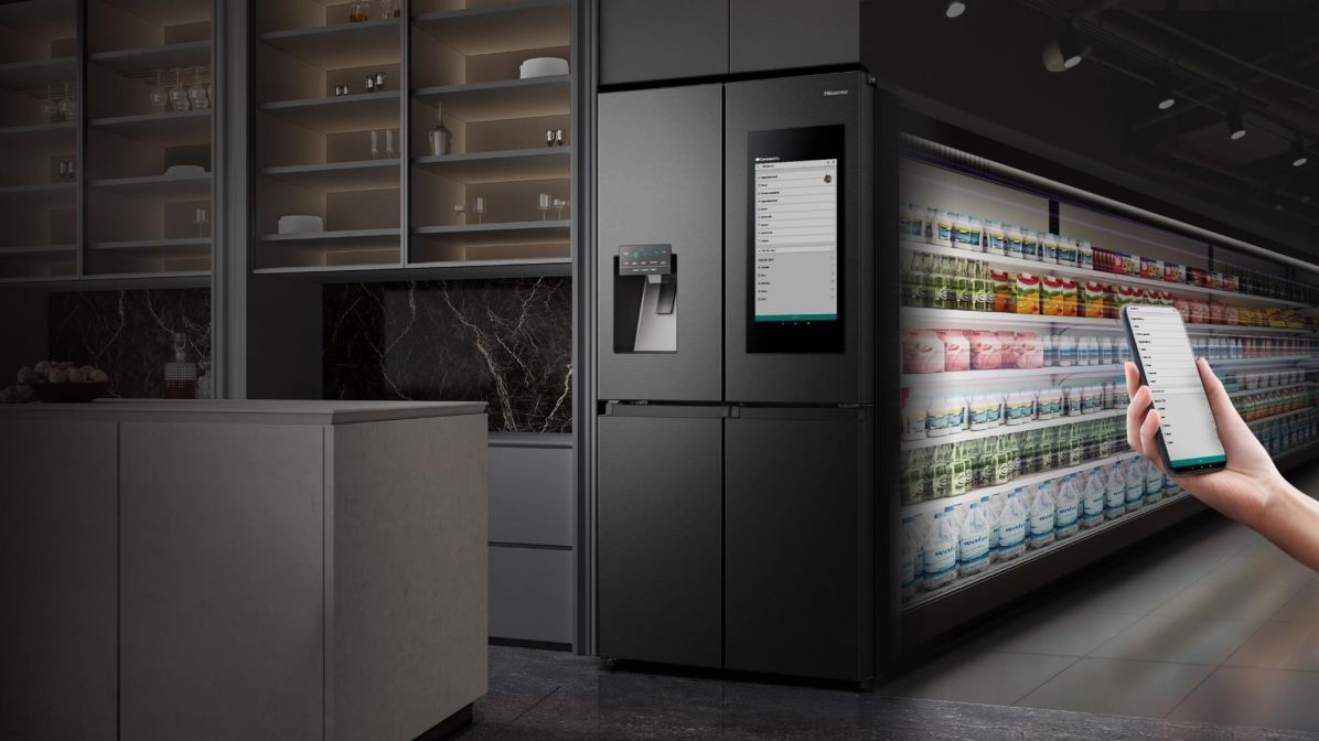 Elegant, smart, efficient: what can the Hisense RQ760N4IF1 refrigerator do?