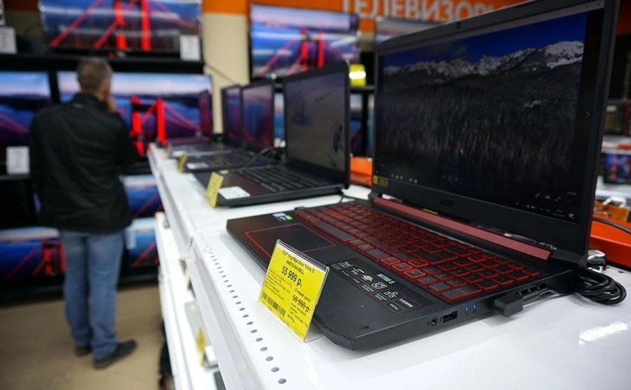 Sales of Russian laptops have overtaken American ones for the 1st time