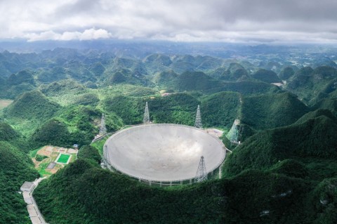 The world's largest controlled radio telescope will be built in China