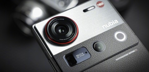 Nubia Z70S Ultra Photographer Edition has a 35mm camera and a screen without cutouts