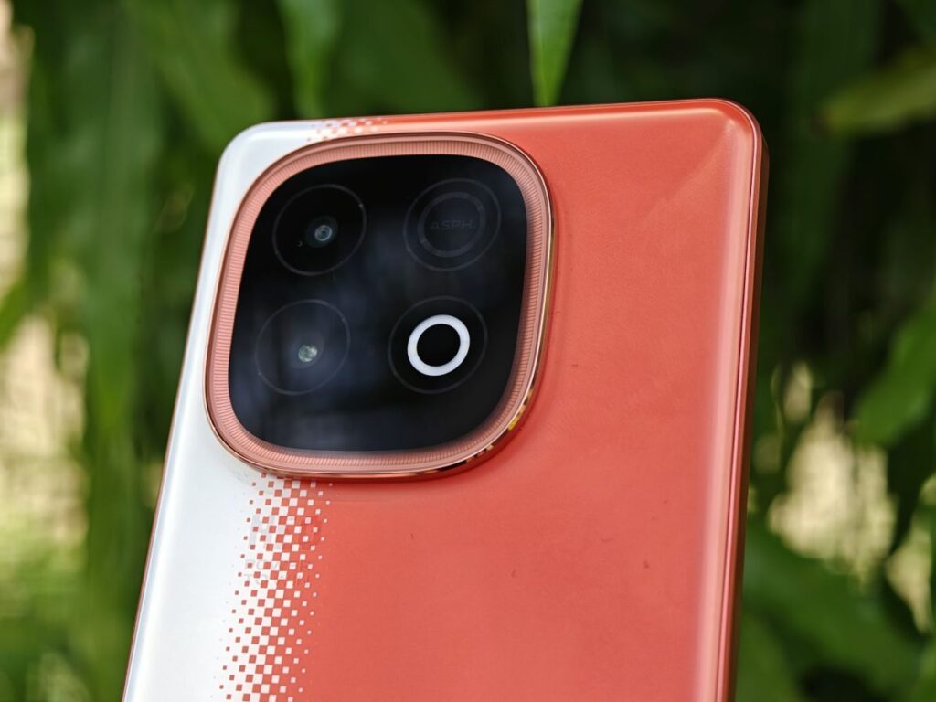 iQOO Neo 10 review: gaming average through the eyes of foreign media