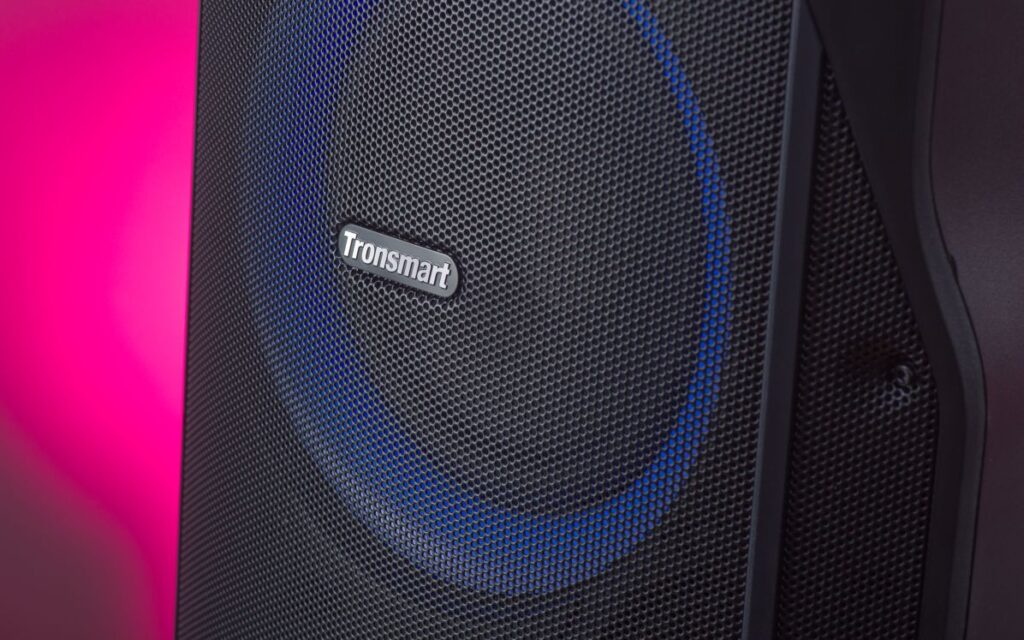 Tronsmart Halo 300 review: the main thing about powerful parties
